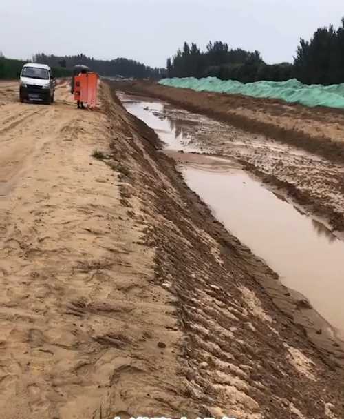 保定定兴县河道降水